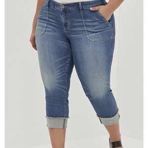 Torrid - size 24 - Vintage Wash Mid-Rise Boyfriend Crop Jeans